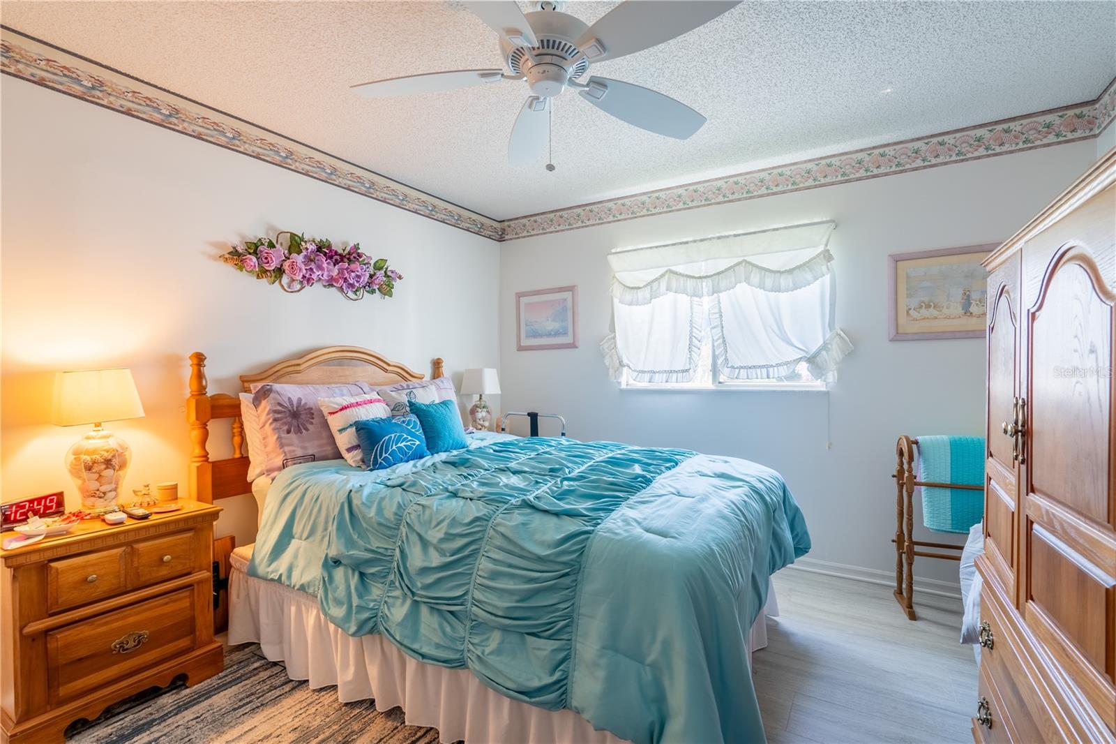 SPRUCE CRK SOUTH 06 - Residential