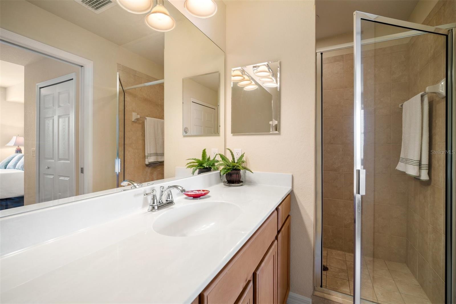 GRAND ESTUARY II AT RIVER STRAND - Residential Lease