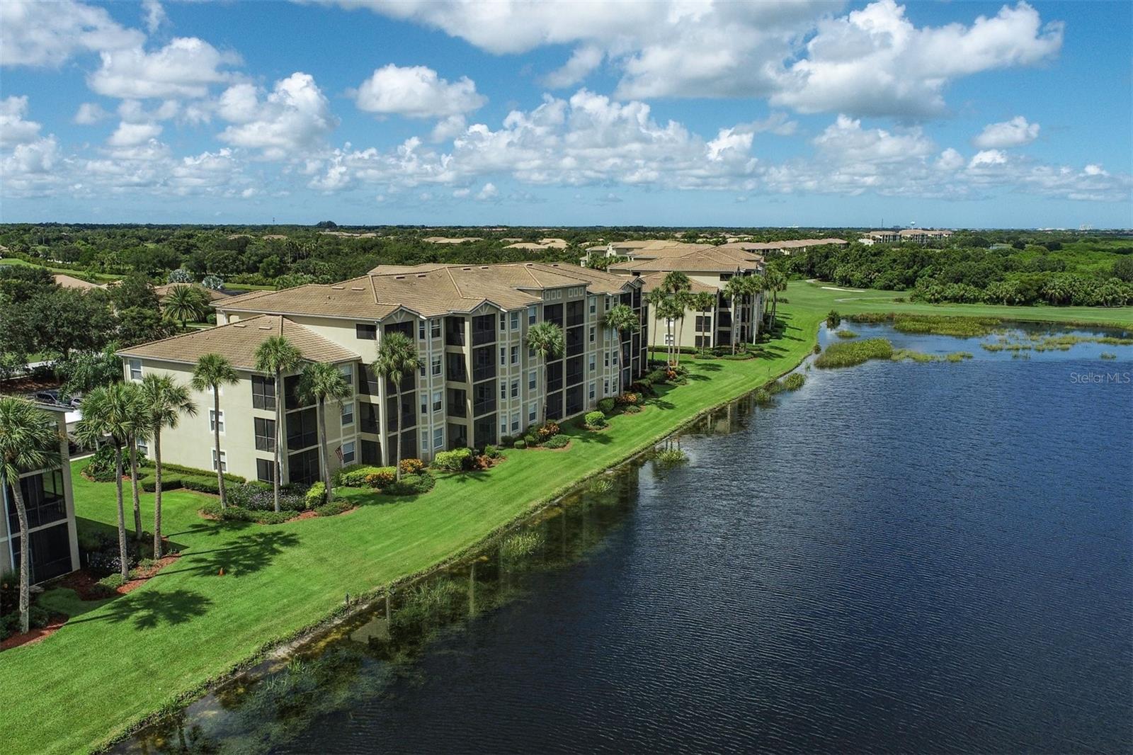 GRAND ESTUARY II AT RIVER STRAND - Residential Lease