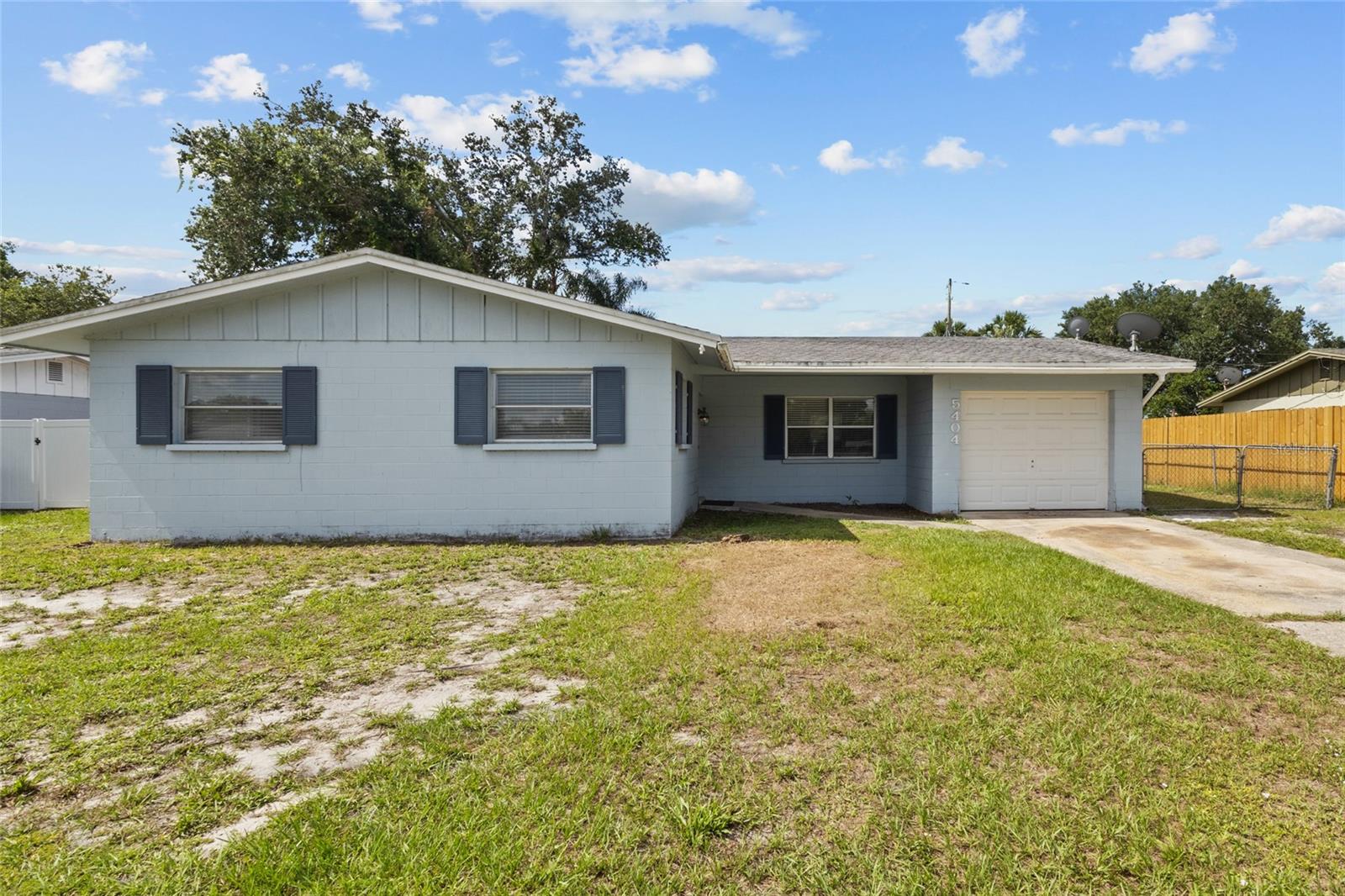 5404 LAURELWOOD PLACE