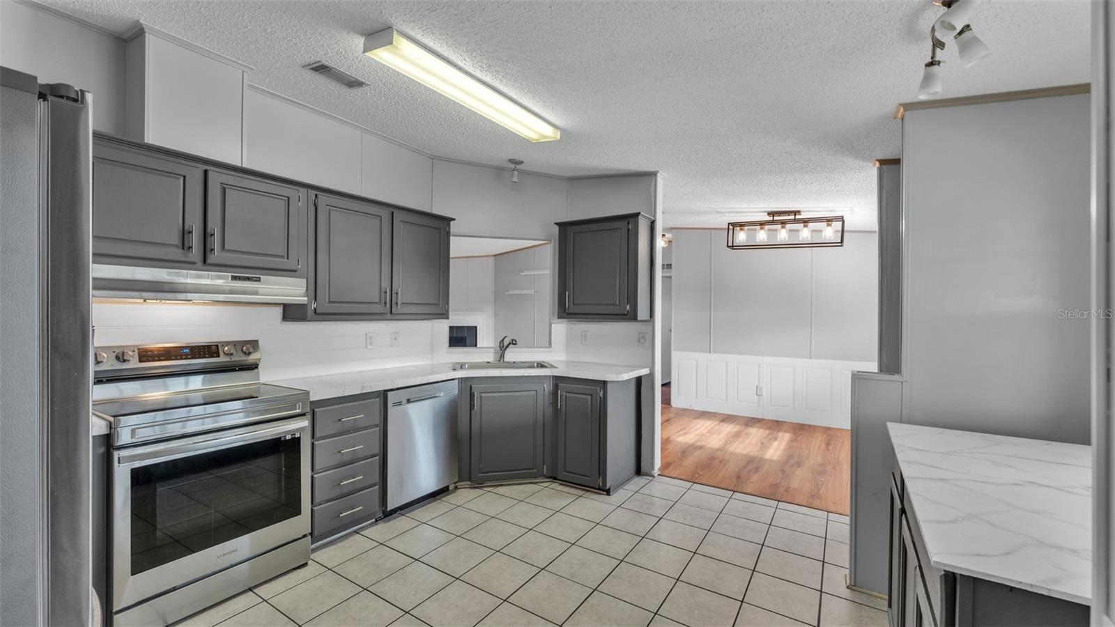 PEACE RIVER DEV - Residential