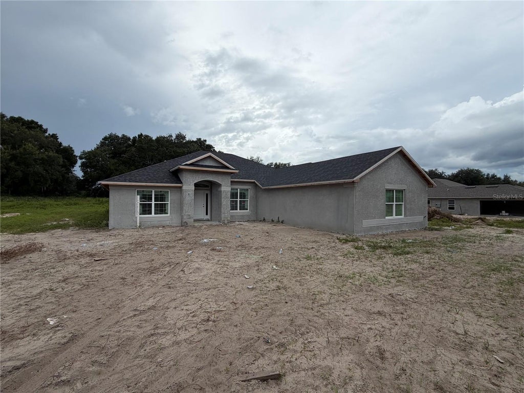 Photo of 16924 SE 23rd Avenue, Summerfield, FL 34491 (MLS # OM731433)