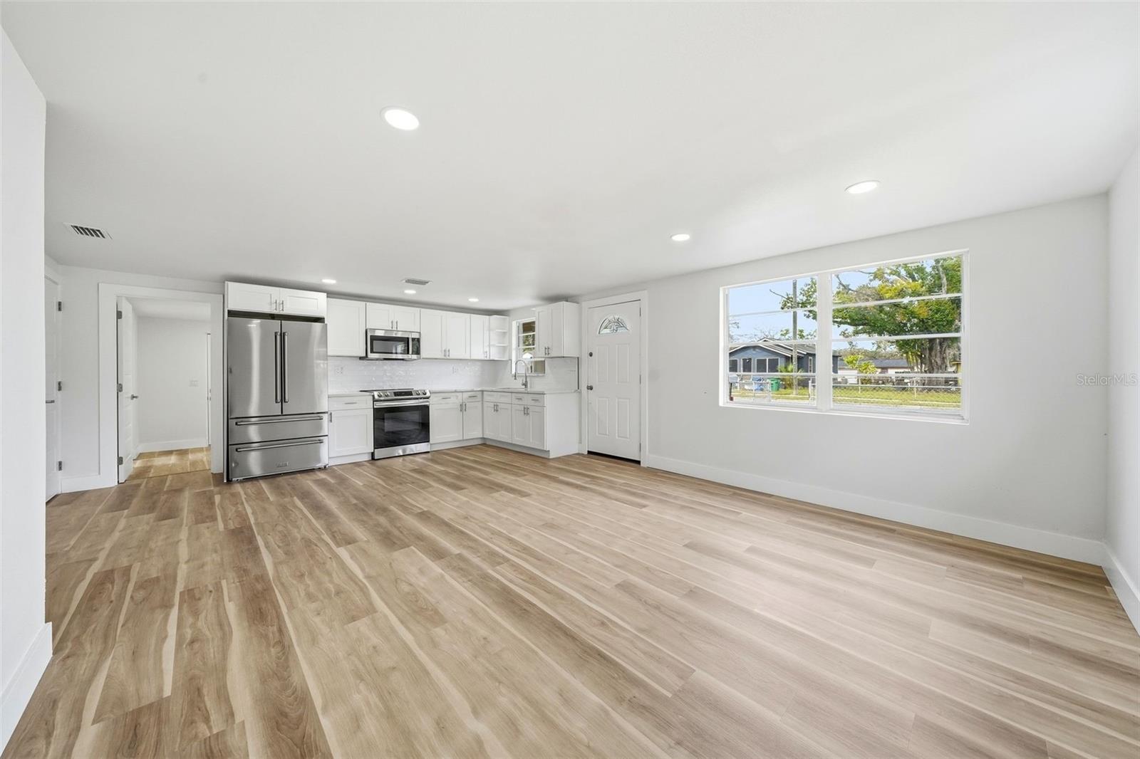 JACKSON HEIGHTS - Residential