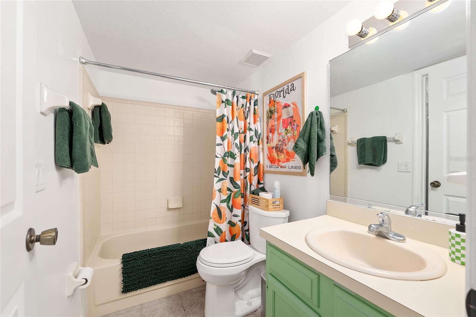 ROCKWOOD VILLAS - Residential