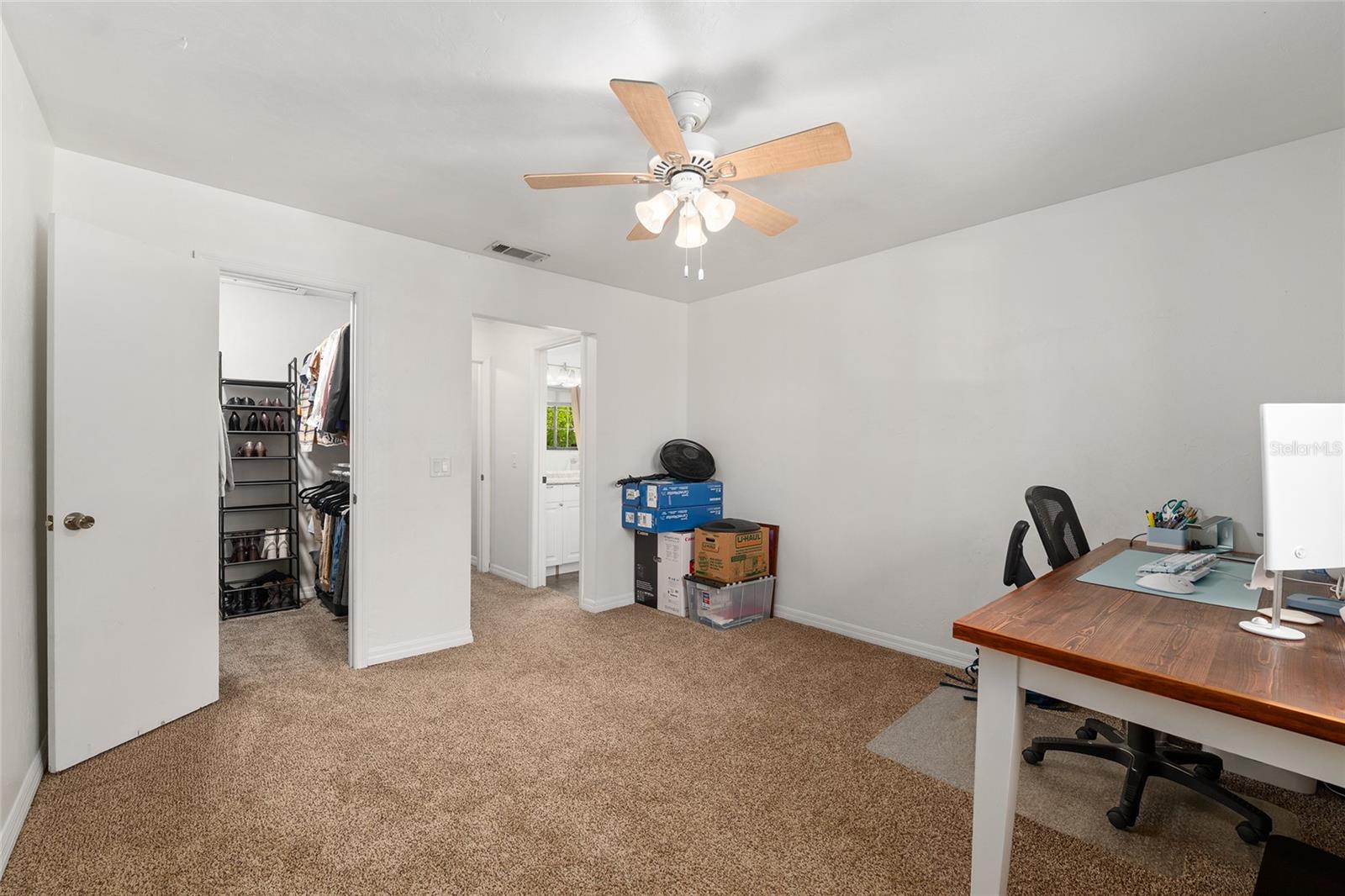 ROCKWOOD VILLAS - Residential