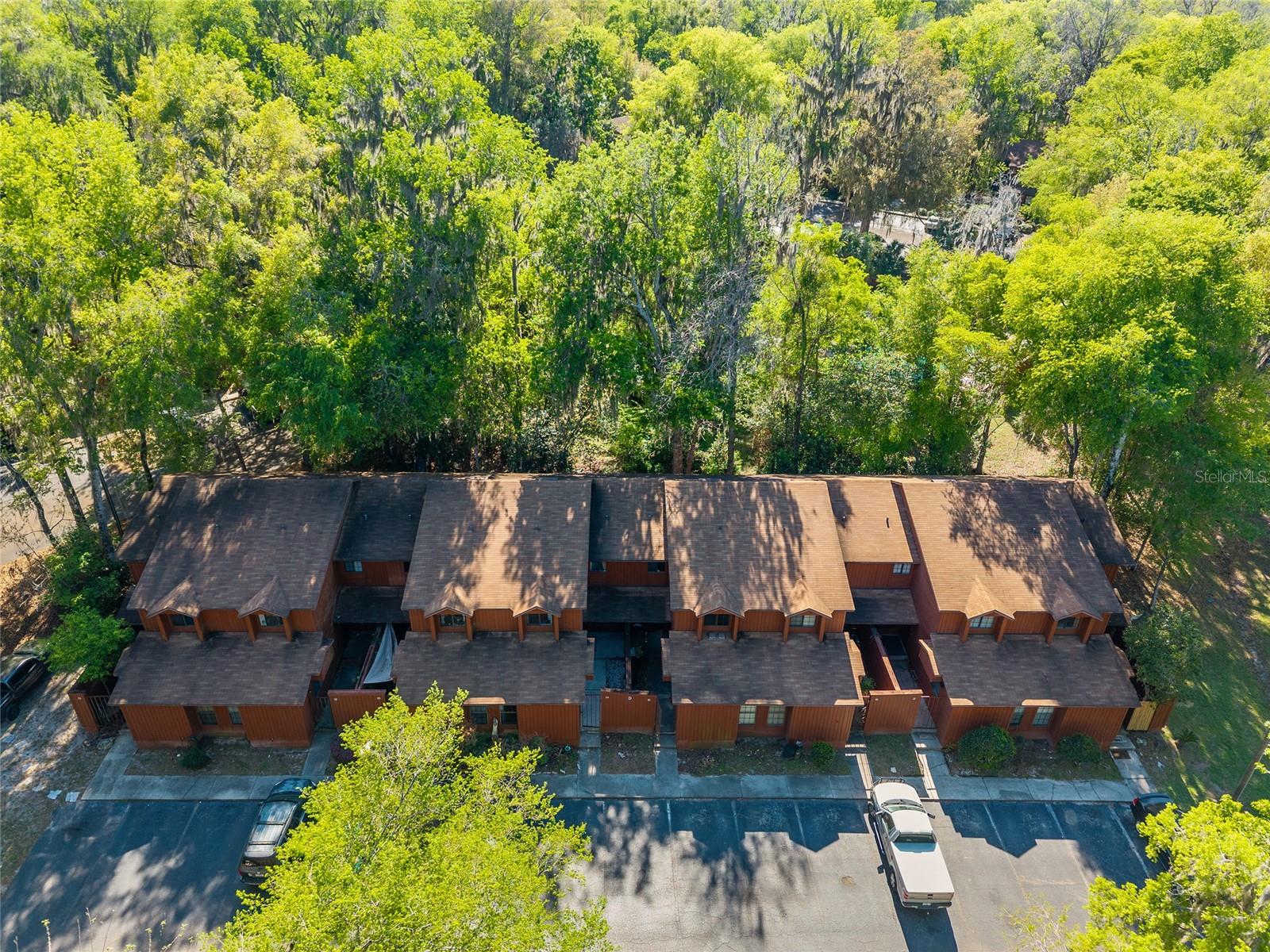 ROCKWOOD VILLAS - Residential