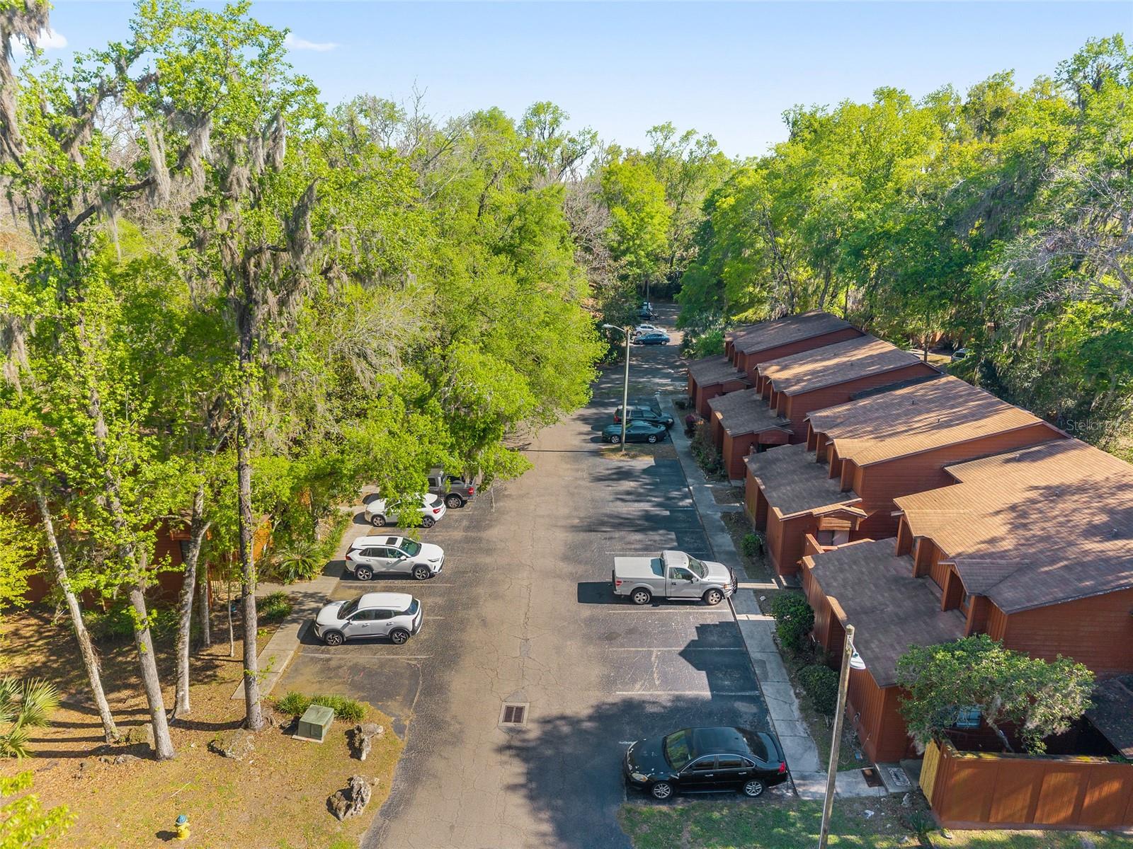 ROCKWOOD VILLAS - Residential