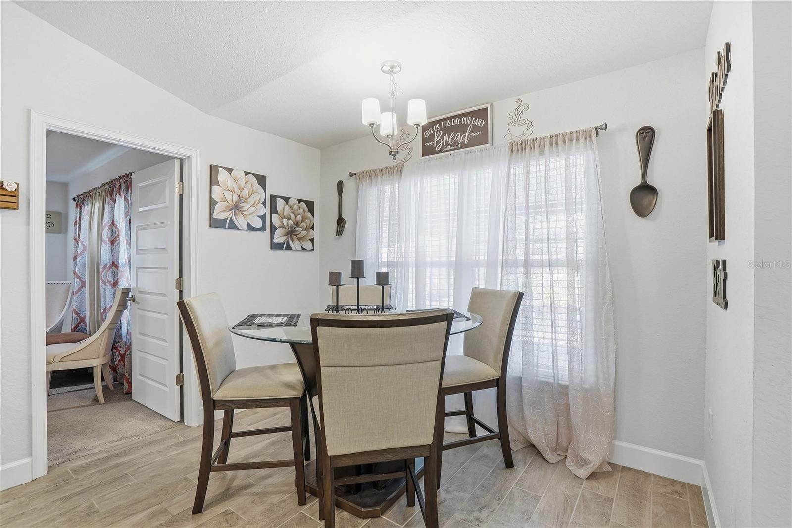 WYNDSOR PLACE - Residential