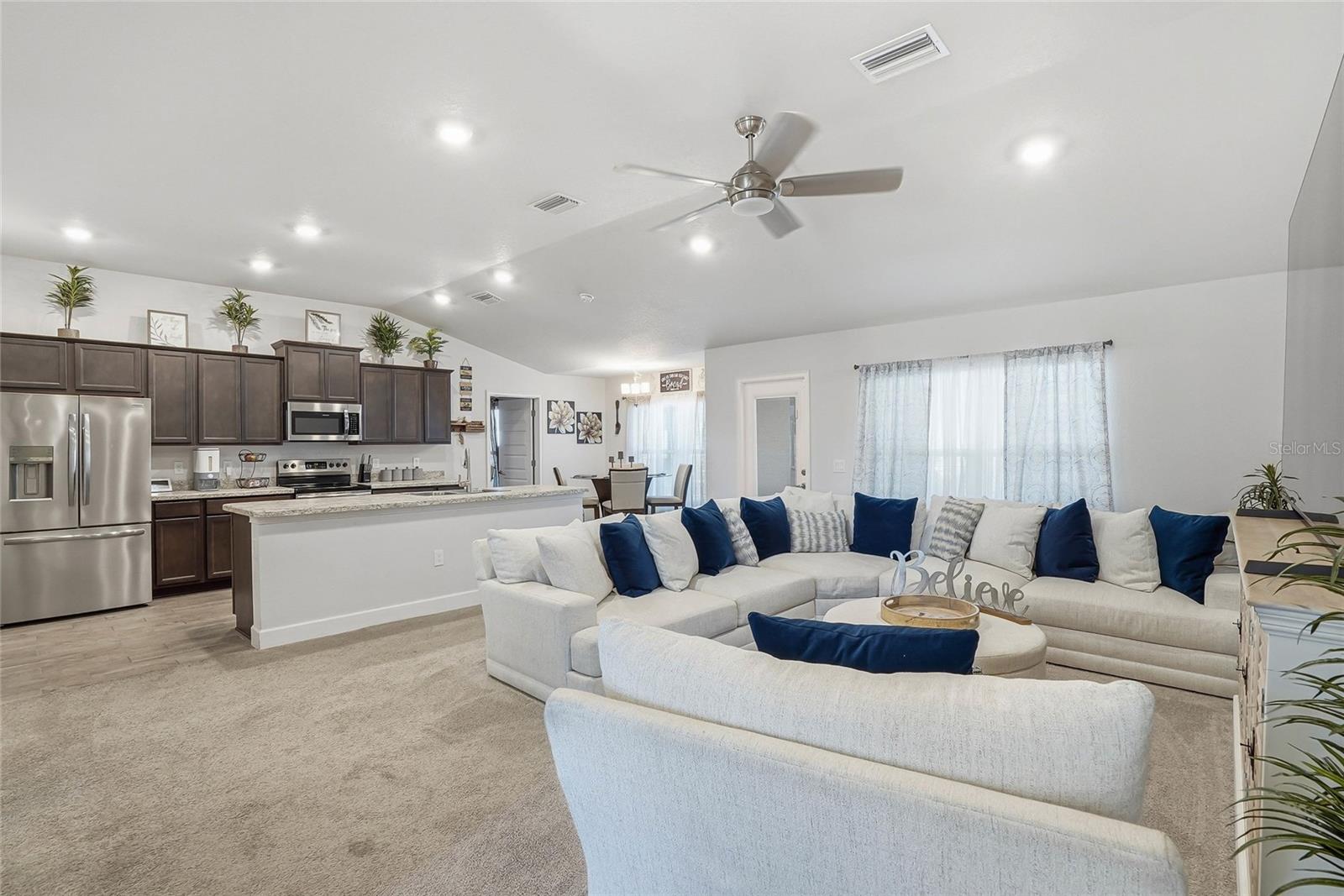 WYNDSOR PLACE - Residential