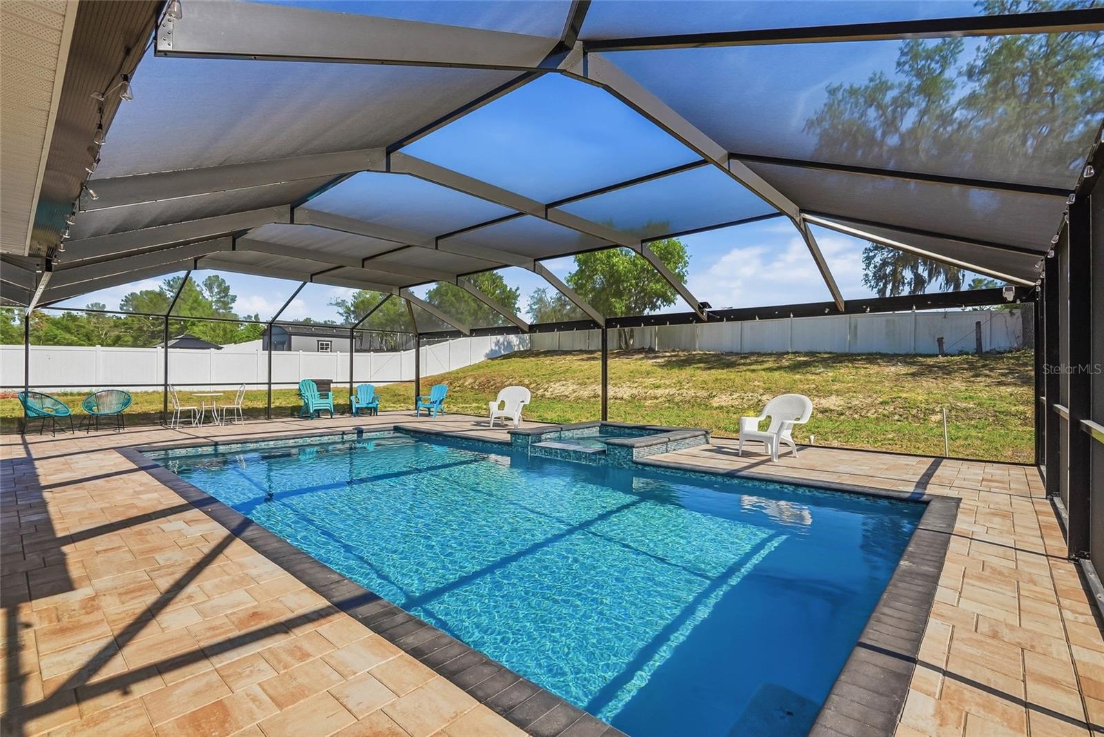 WYNDSOR PLACE - Residential