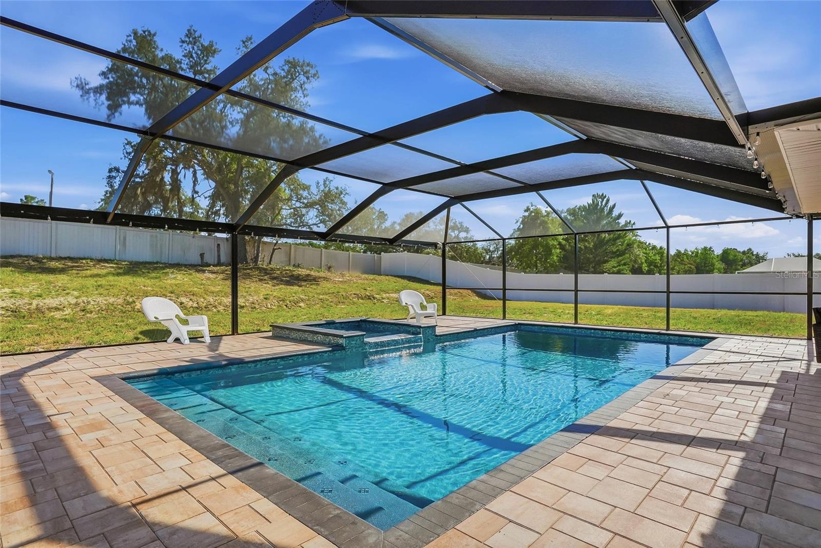 WYNDSOR PLACE - Residential
