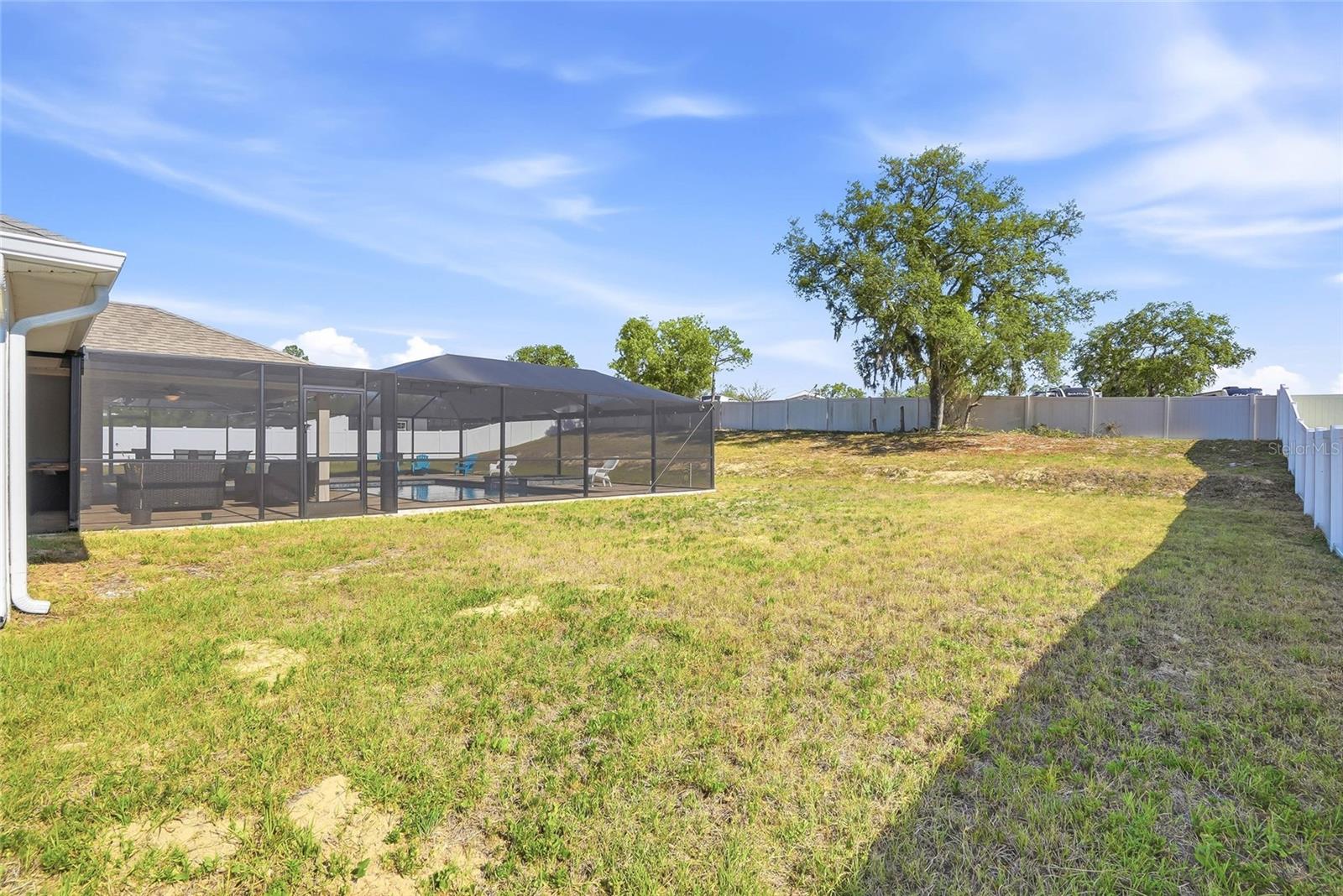 WYNDSOR PLACE - Residential