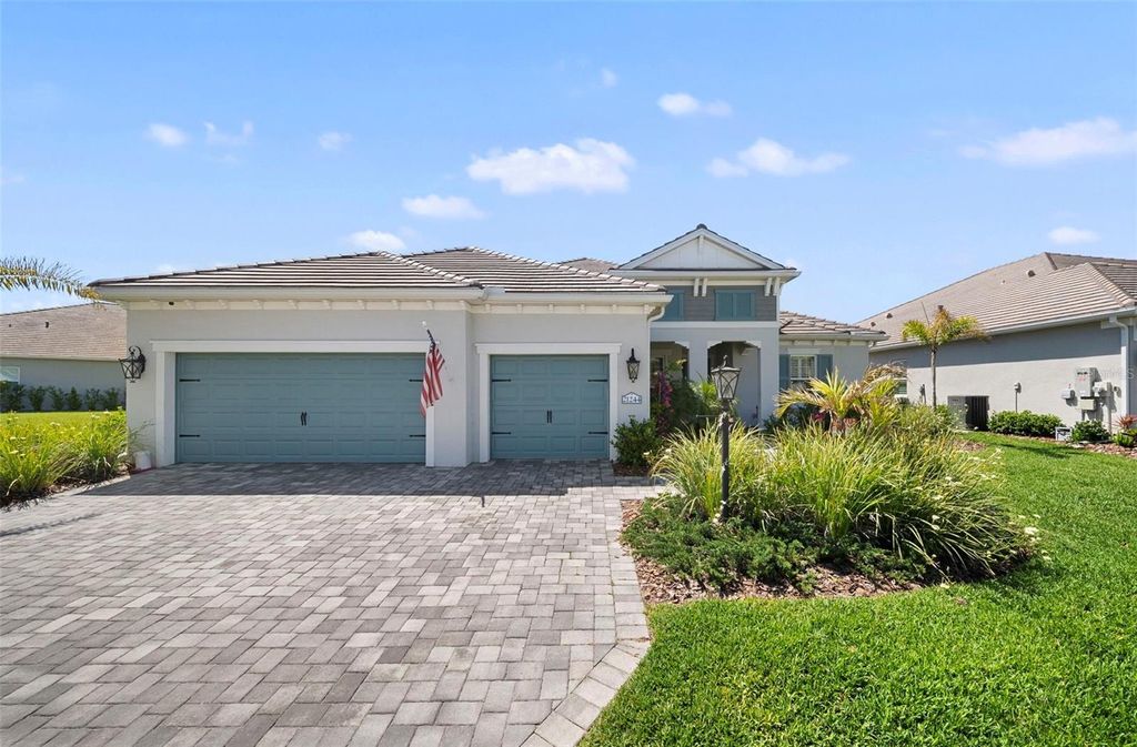 Photo of 21244 Holmes Circle, Venice, FL 34293 (MLS # C7524868)