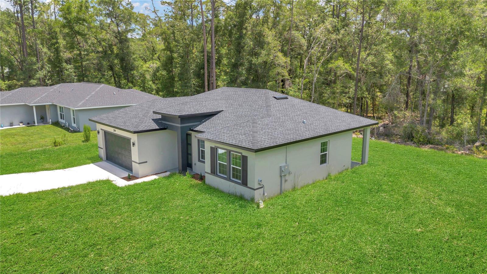 219 E CALDWELL DRIVE