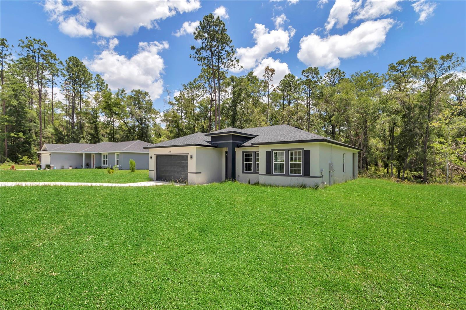 219 E CALDWELL DRIVE