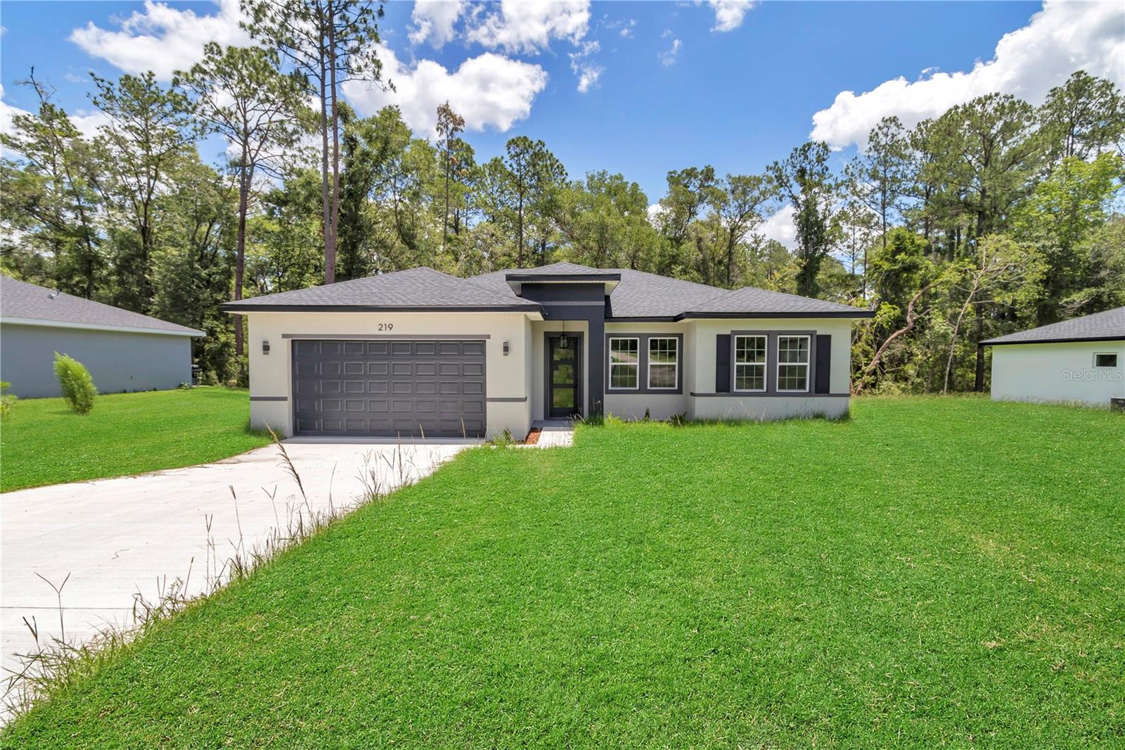 219 E CALDWELL DRIVE