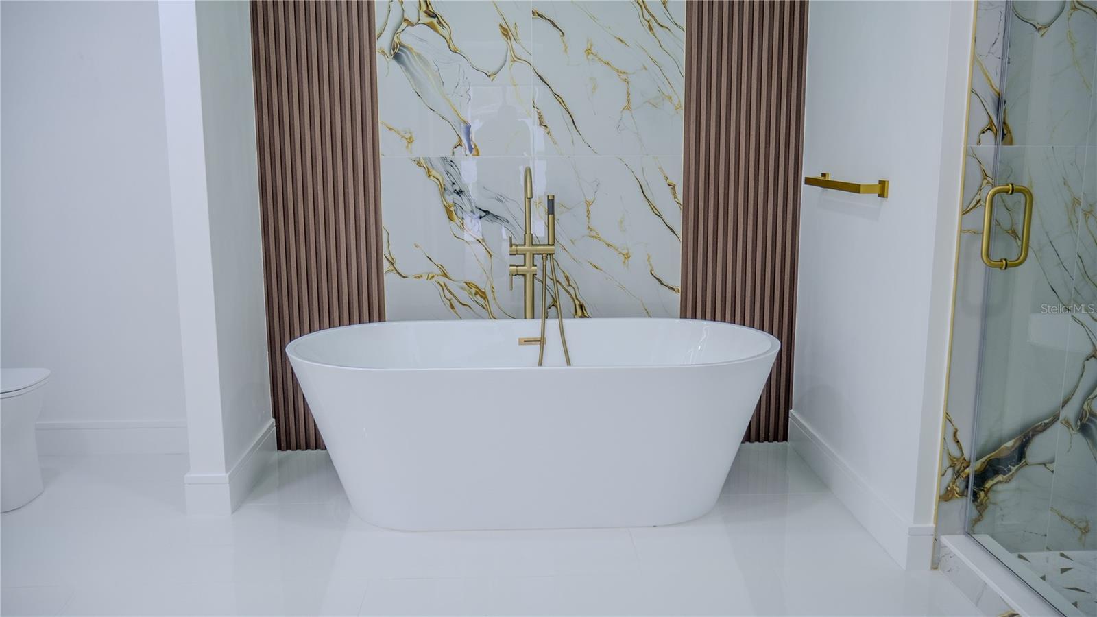 RIVER COUNTRY ESTATES - Residential