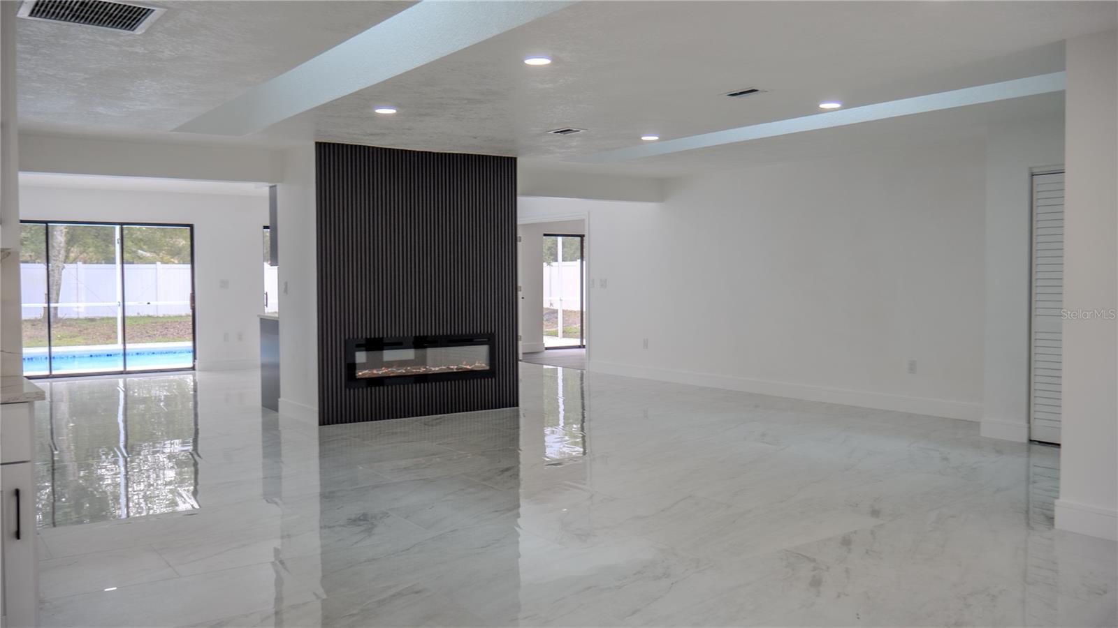 RIVER COUNTRY ESTATES - Residential