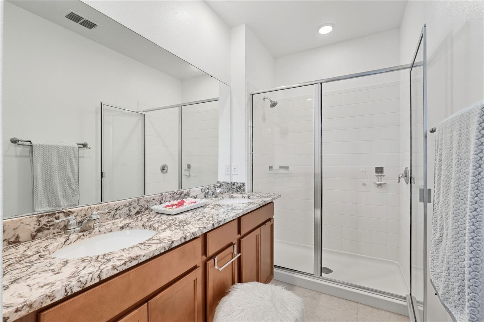 CELEBRATION ISLAND VILLAGE PH 1B - Residential