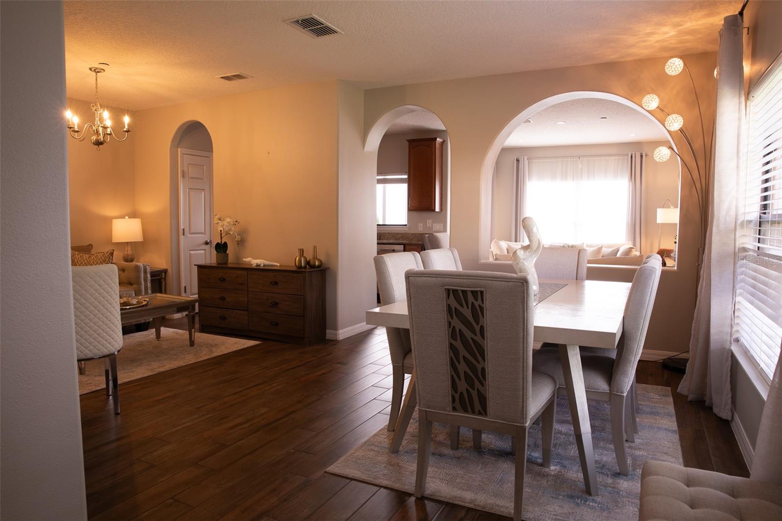 TIVOLI GARDENS - Residential