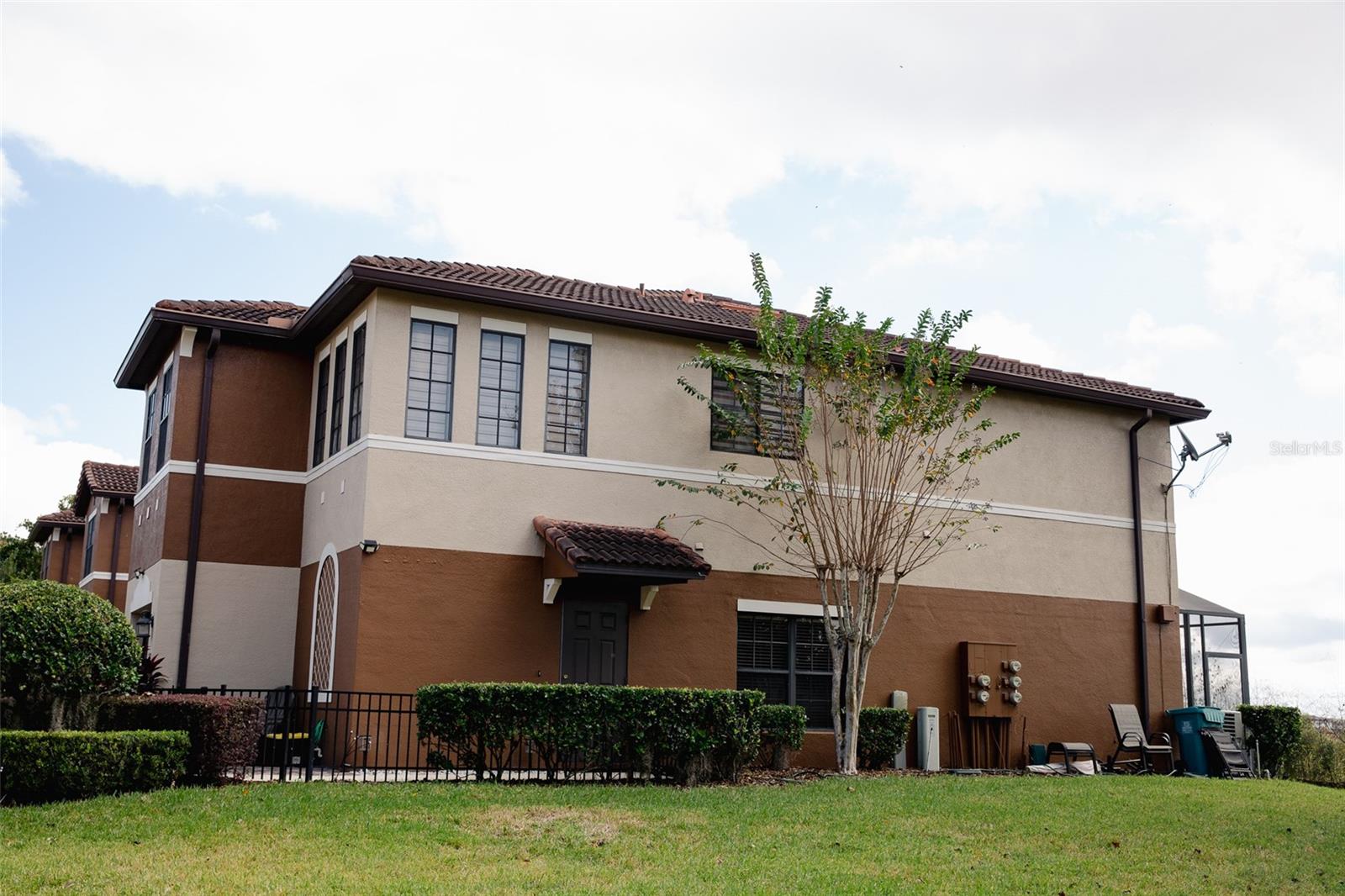 TIVOLI GARDENS - Residential