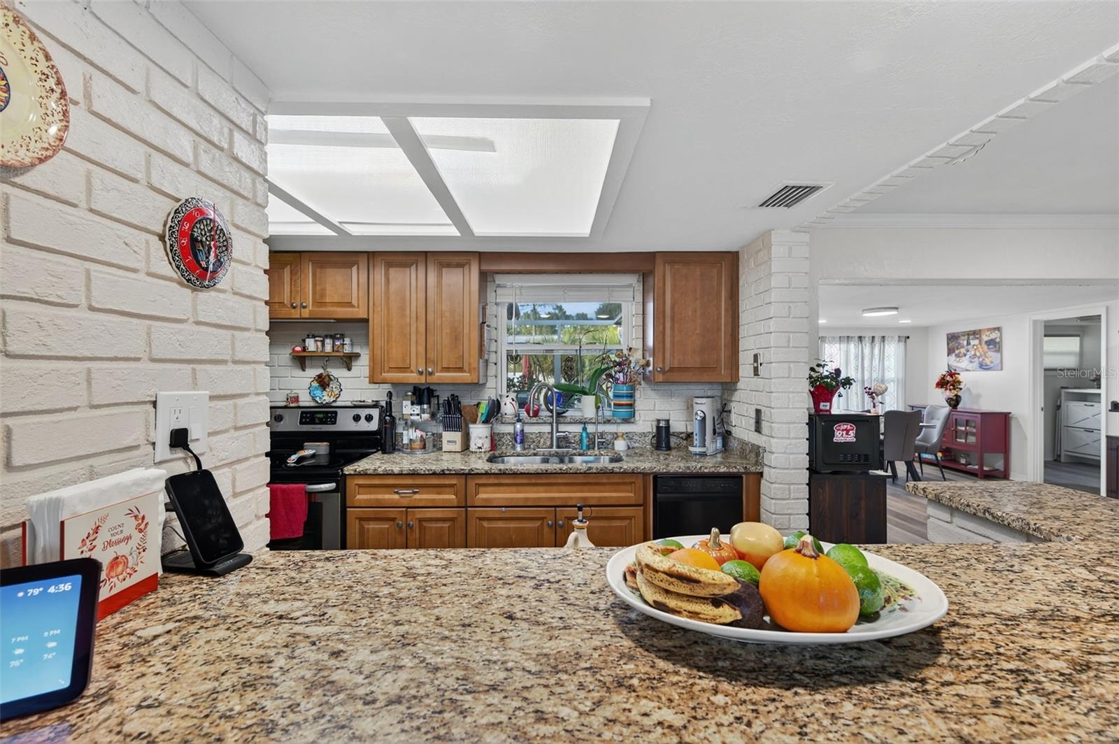 RIDGEWOOD GROVES - Residential Lease