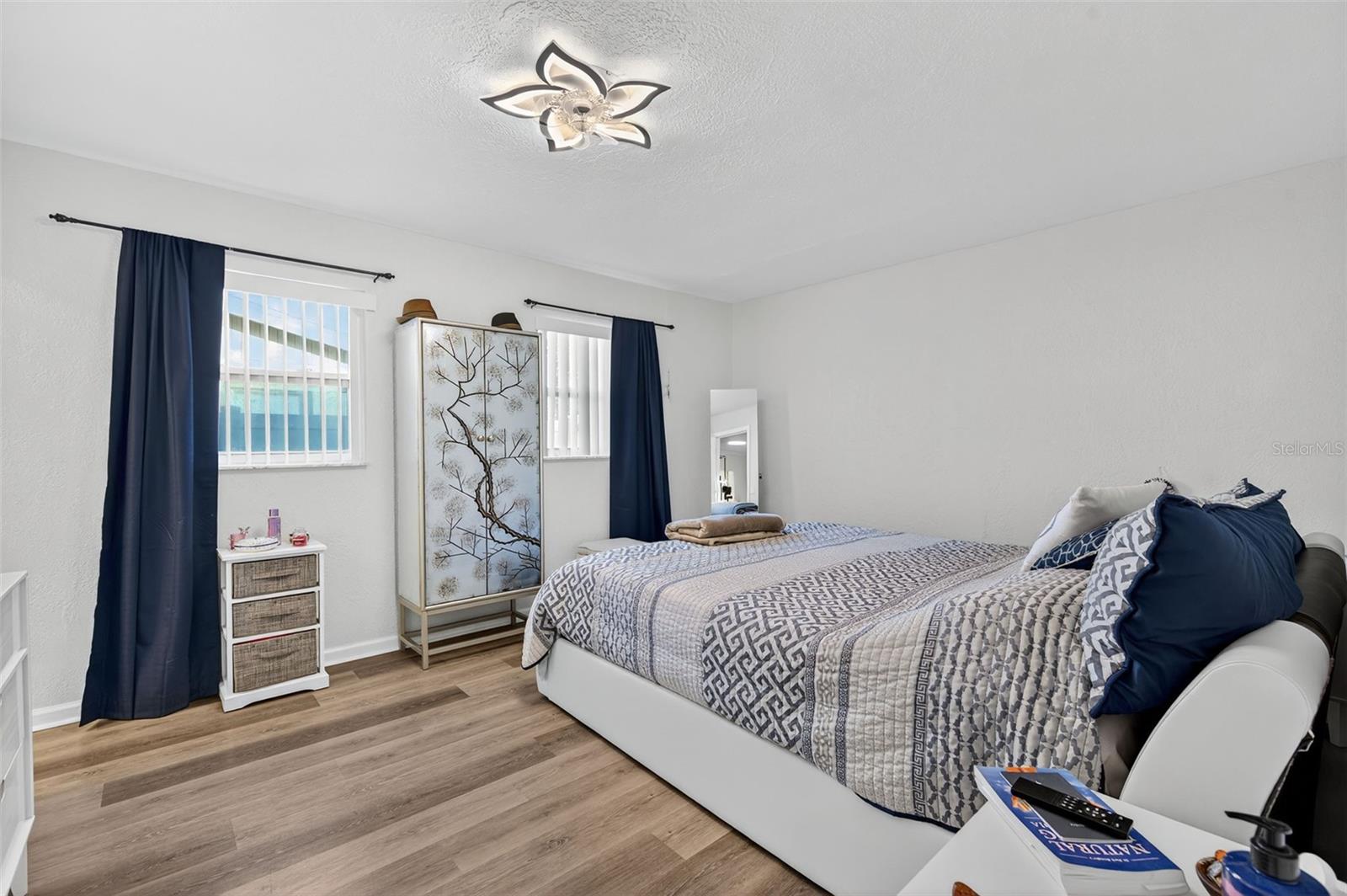 RIDGEWOOD GROVES - Residential Lease