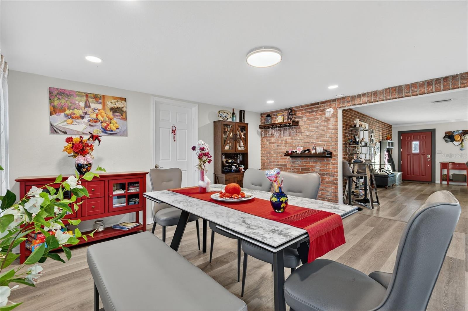 RIDGEWOOD GROVES - Residential Lease