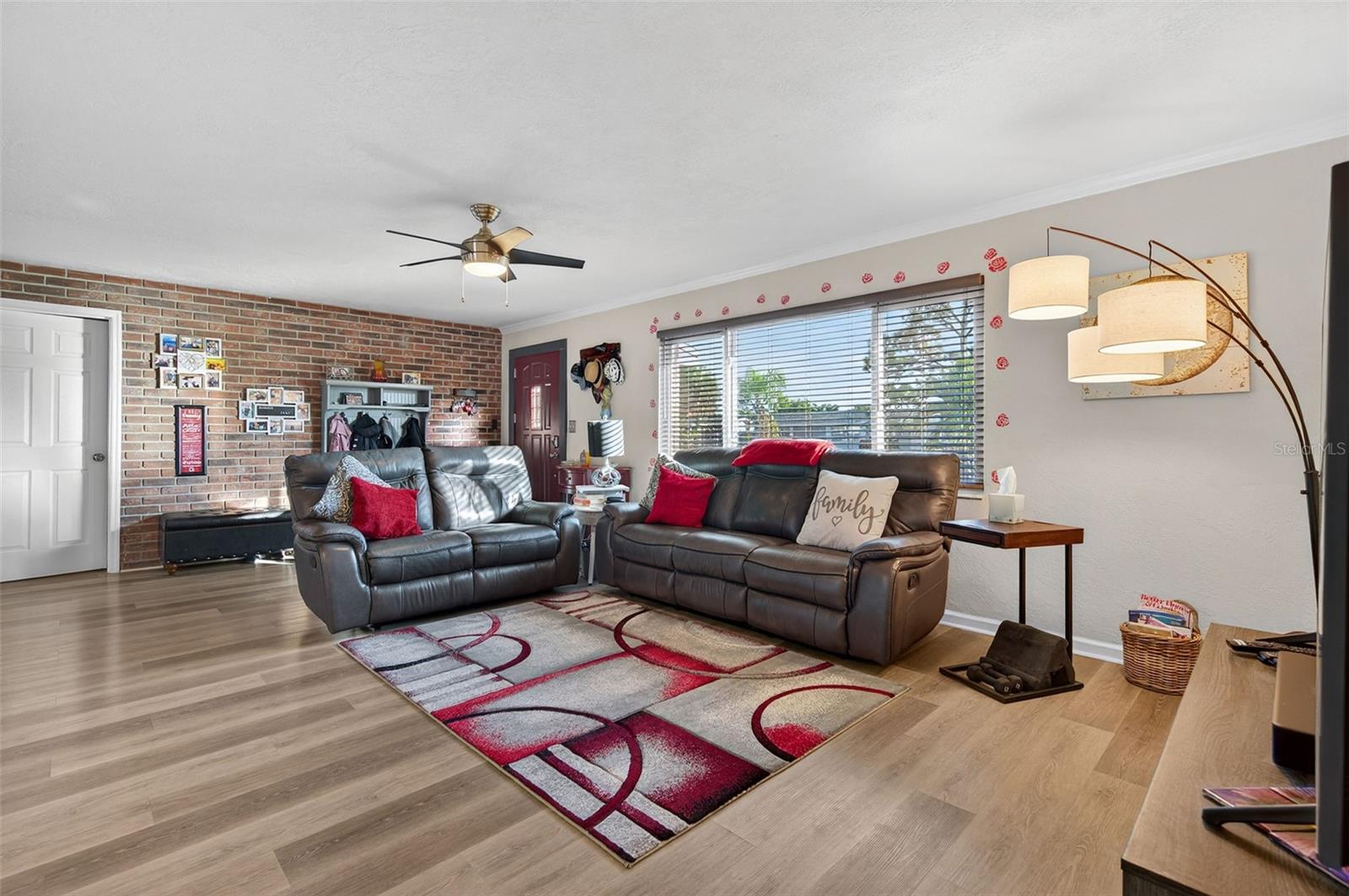 RIDGEWOOD GROVES - Residential Lease