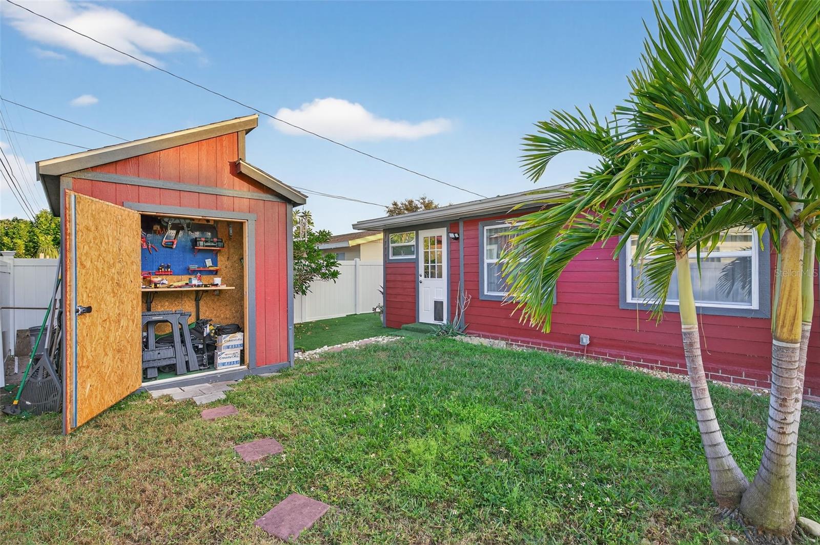 RIDGEWOOD GROVES - Residential Lease