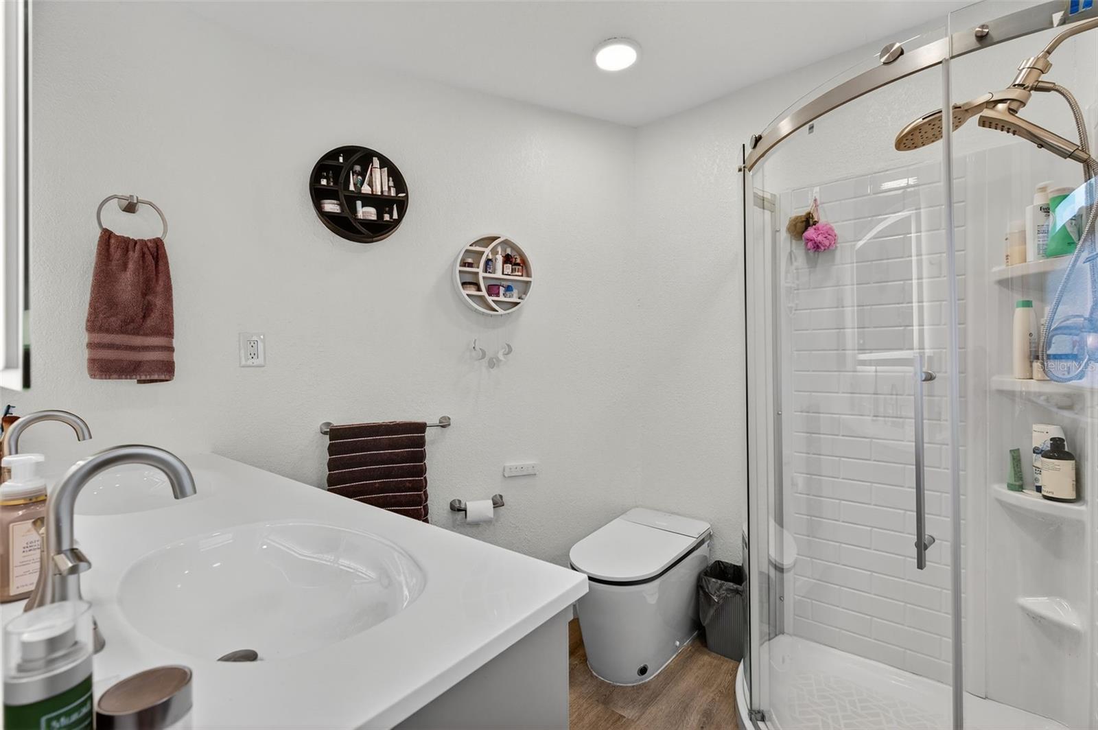 RIDGEWOOD GROVES - Residential Lease