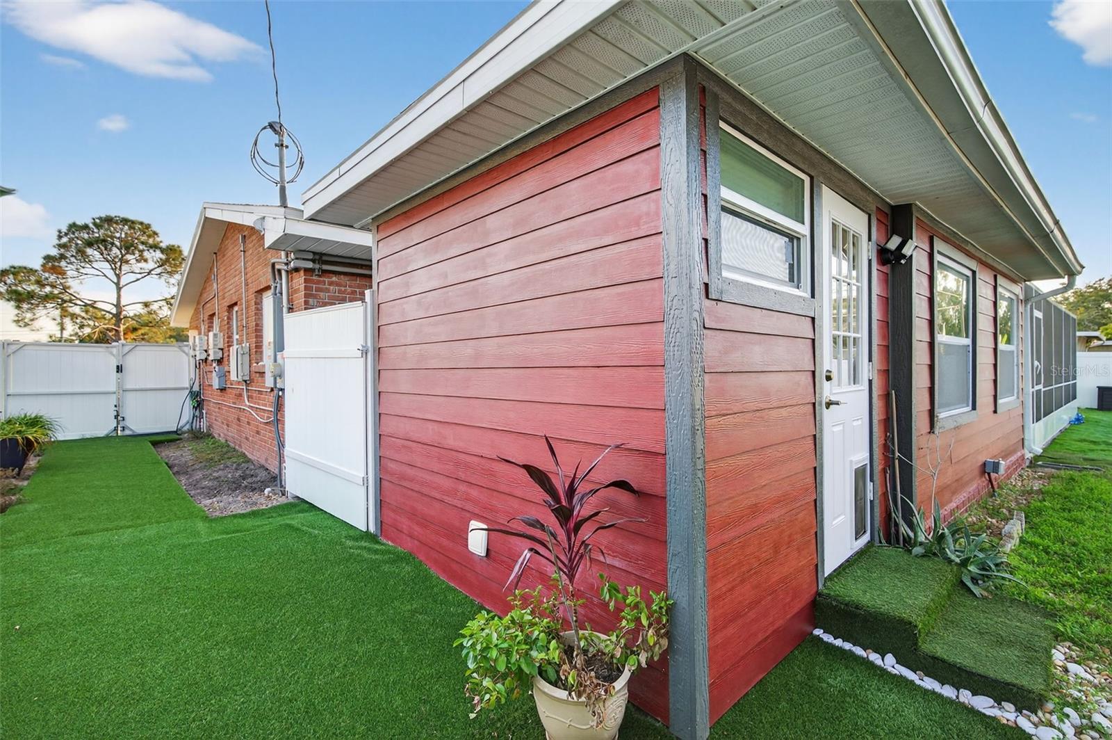 RIDGEWOOD GROVES - Residential Lease