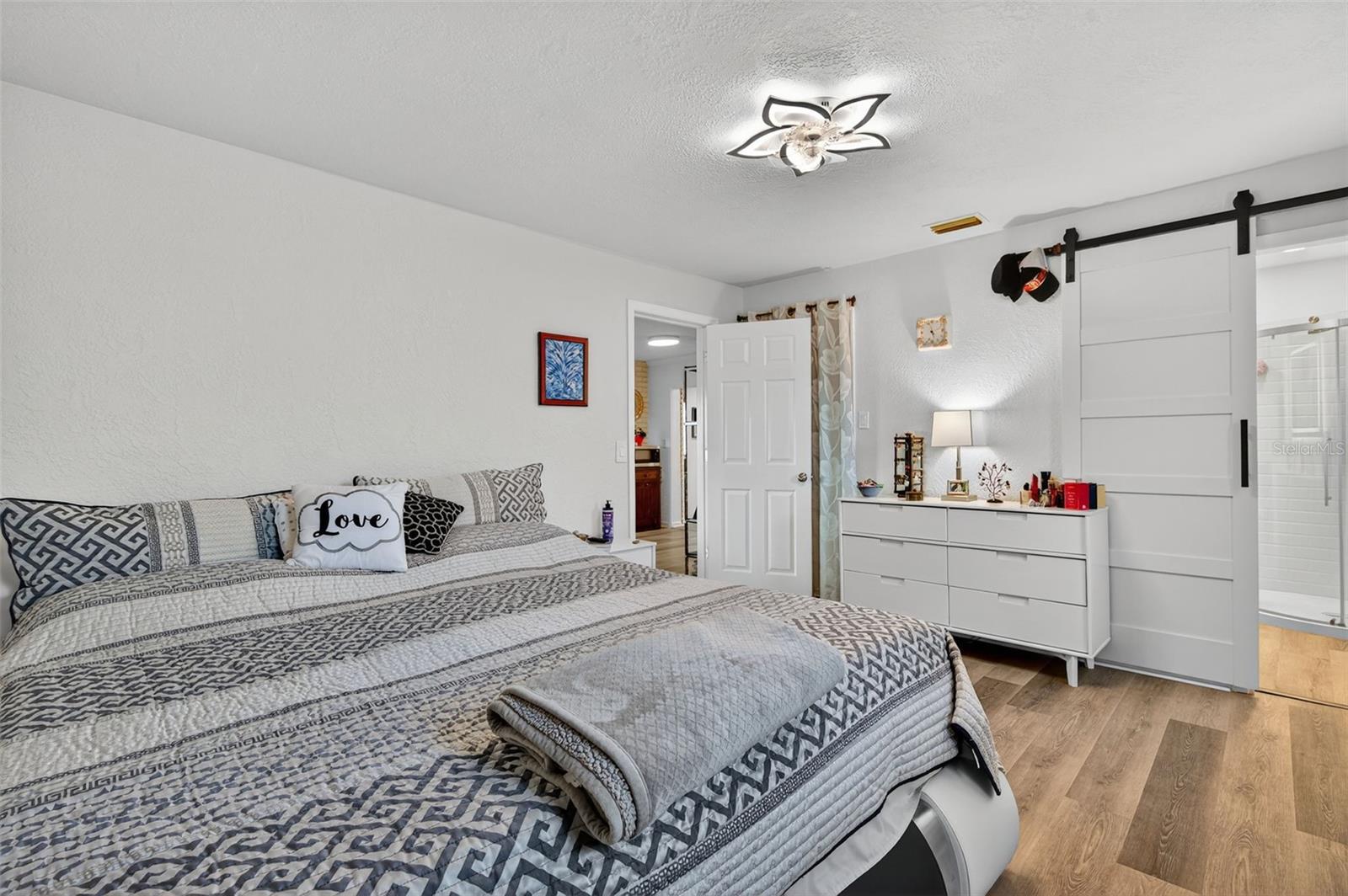 RIDGEWOOD GROVES - Residential Lease