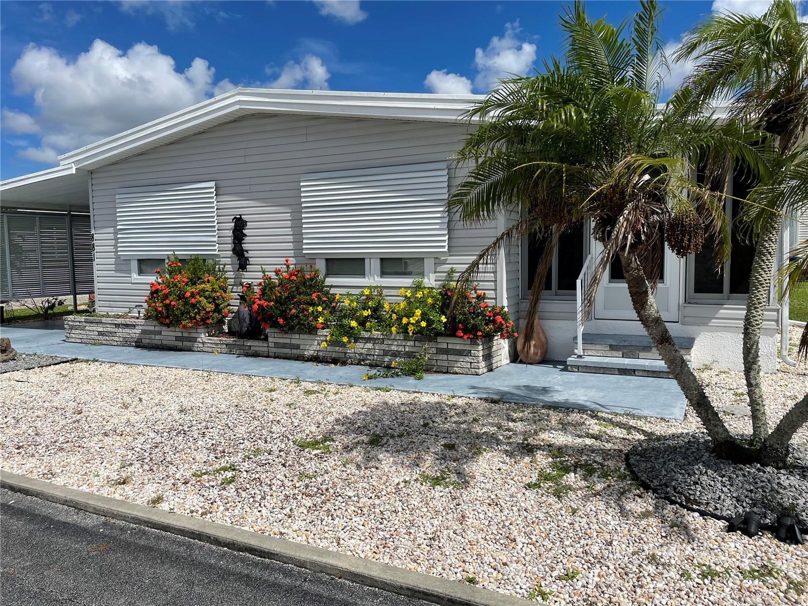 A two bedroom, two bathroom mobile home, completely furnished and ready for either an annual or seasonal rental. If you're looking for a place to lay your head while your home is being rebuilt from the storm, this is it. If you are looking for a quiet place close to Venice Downtown the bike trail, the theatre and restaurants, this is it. Decorated in a tropical cottage feel, this mobile home is clean and comfortable for anyone.