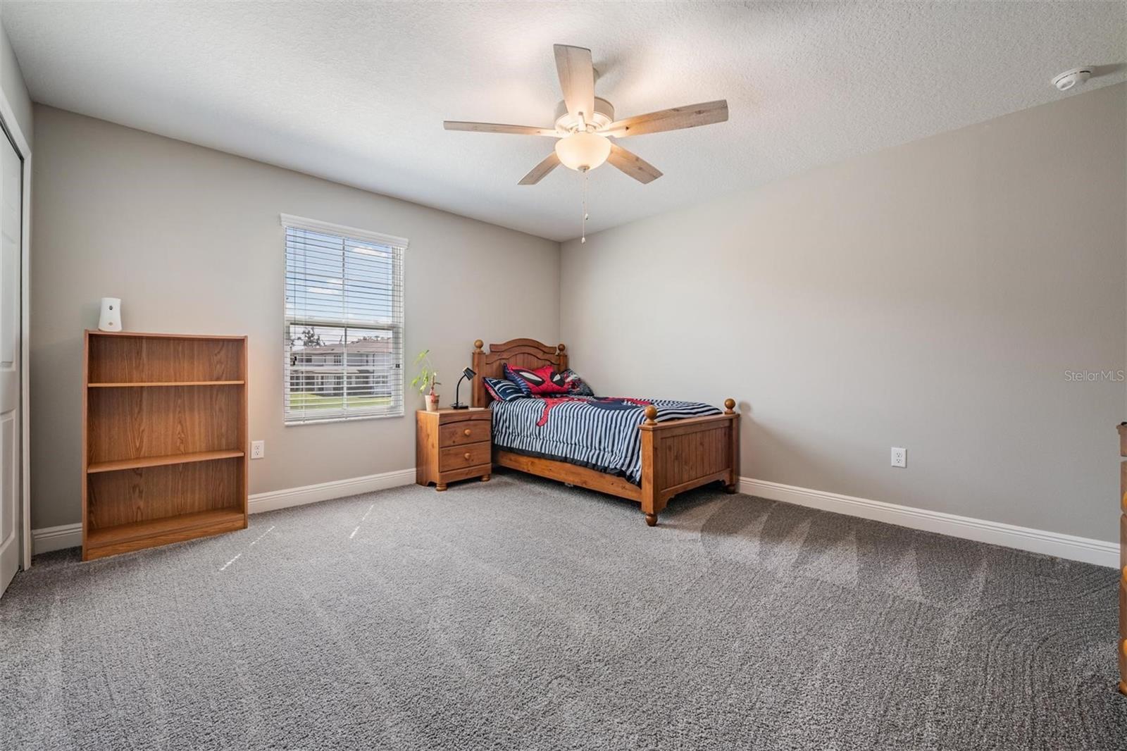 WHISPERING OAKS PRESERVE - Residential