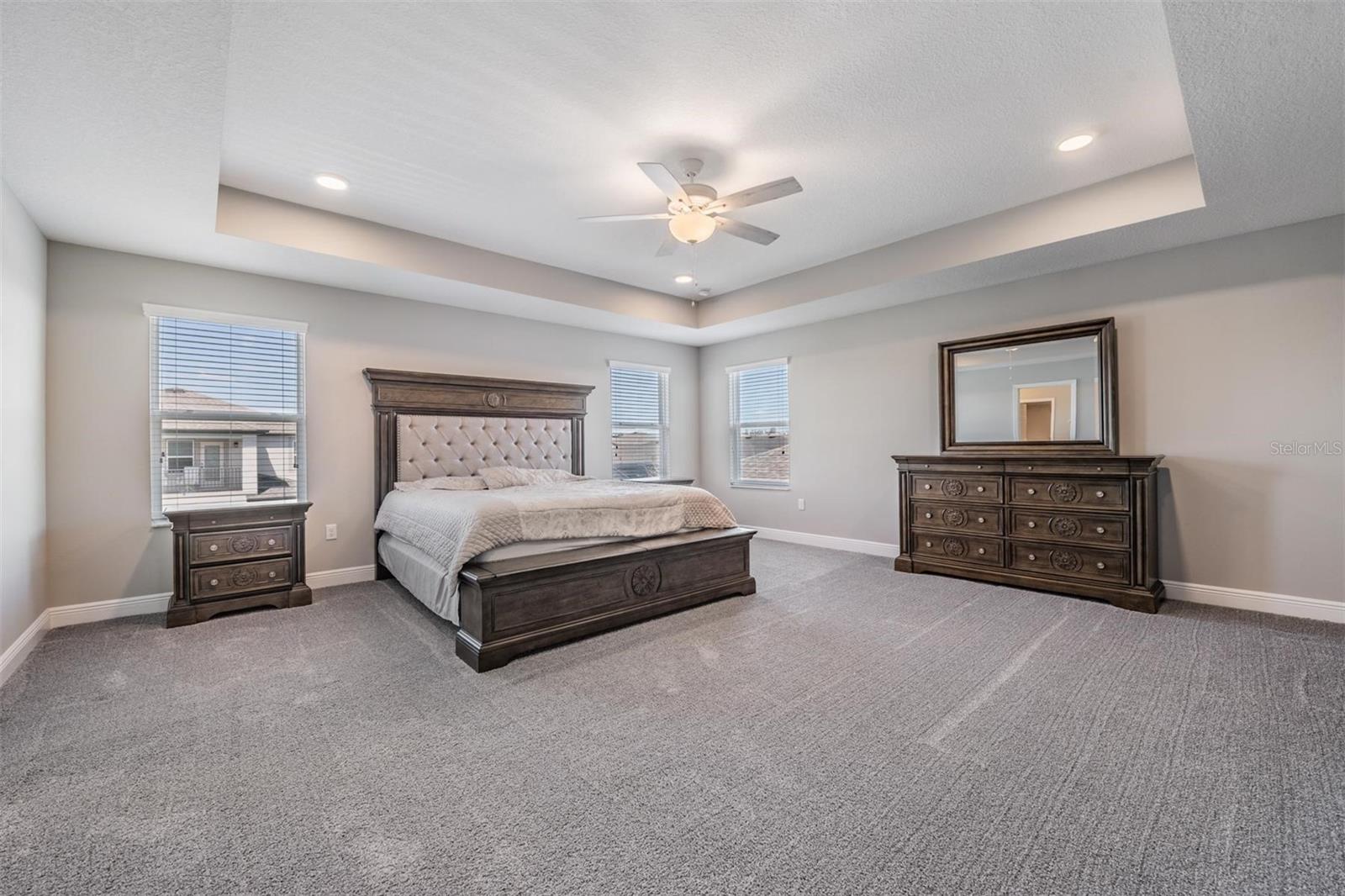 WHISPERING OAKS PRESERVE - Residential