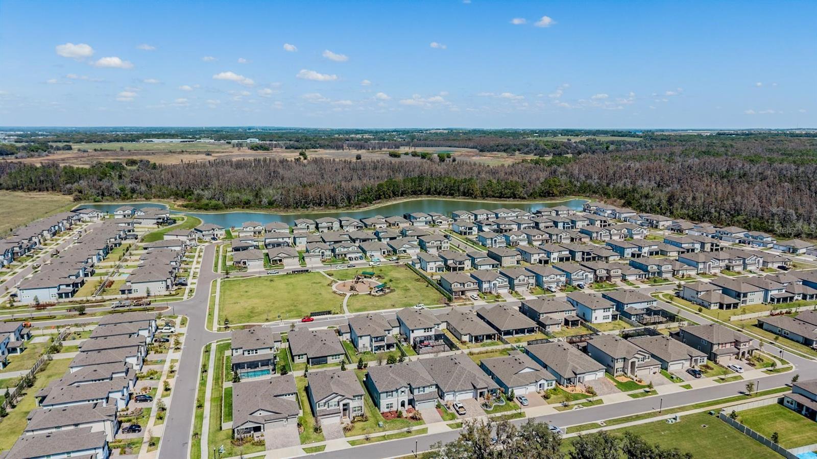 WHISPERING OAKS PRESERVE - Residential