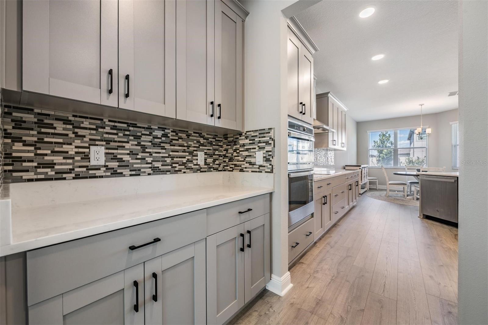 WHISPERING OAKS PRESERVE - Residential