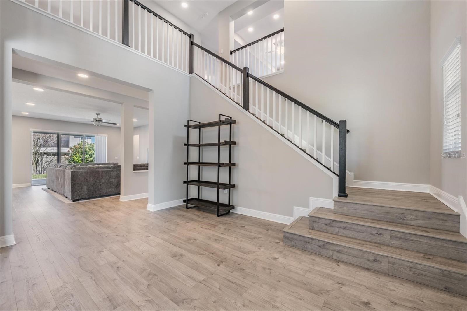 WHISPERING OAKS PRESERVE - Residential