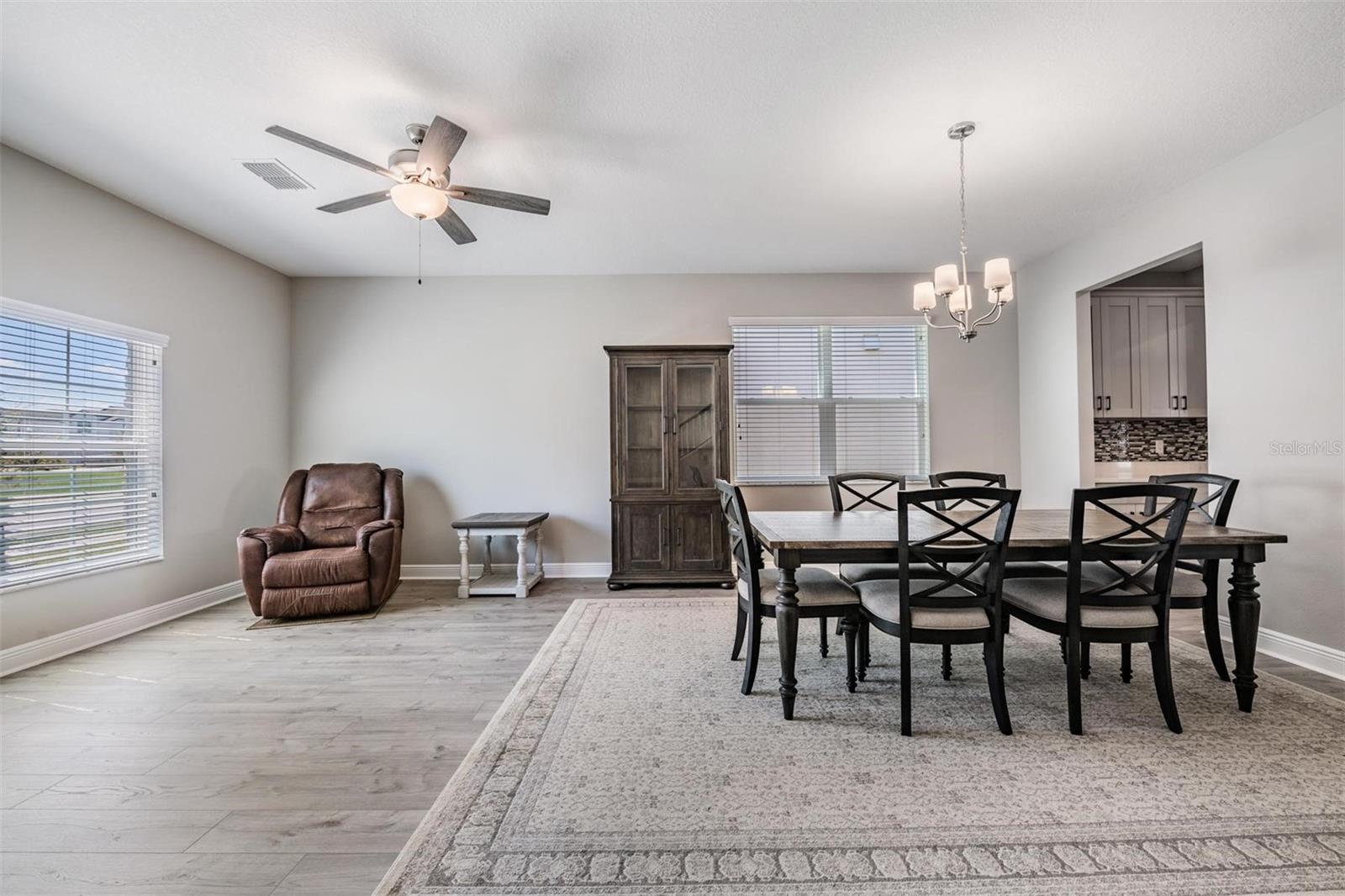 WHISPERING OAKS PRESERVE - Residential