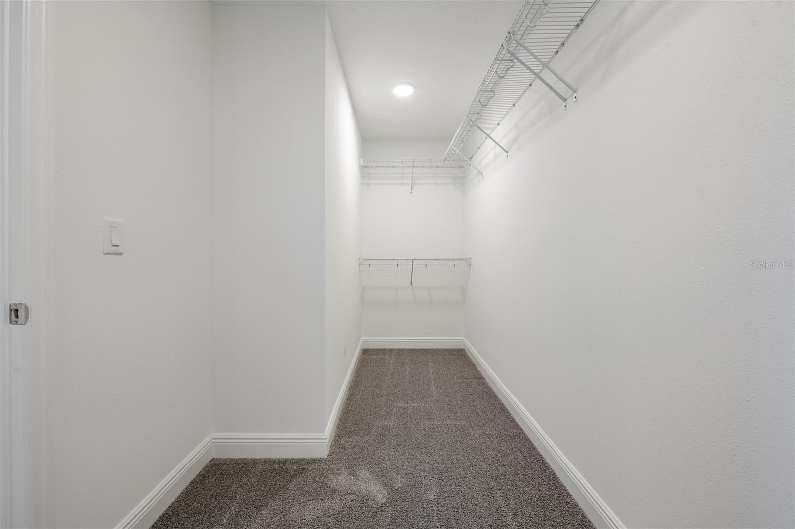 WHISPERING OAKS PRESERVE - Residential