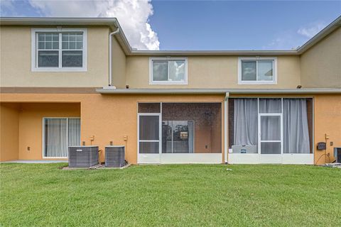 A home in LAKELAND