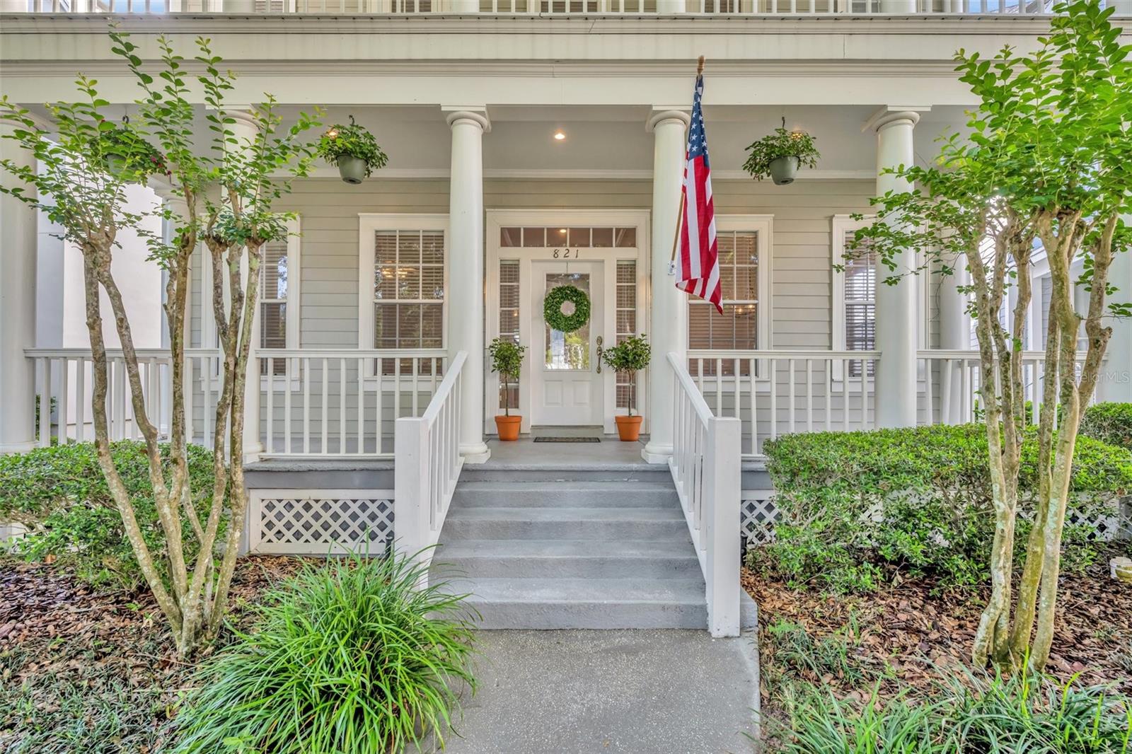 821 VERANDA PLACE