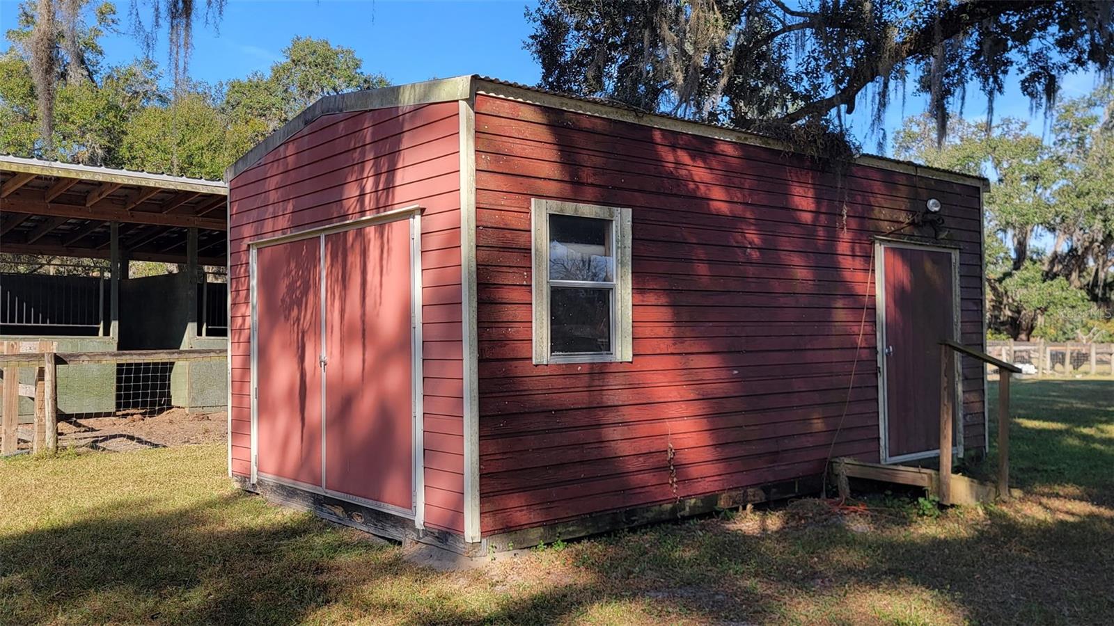 14.6 ACRES MOL IN S1/2 OF SE1/4 OF SW1/4 LYING W O - Residential