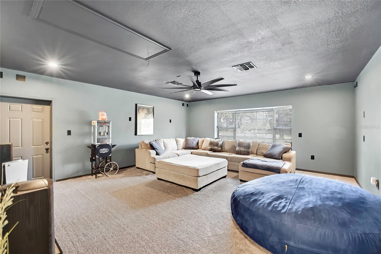 14.6 ACRES MOL IN S1/2 OF SE1/4 OF SW1/4 LYING W O - Residential