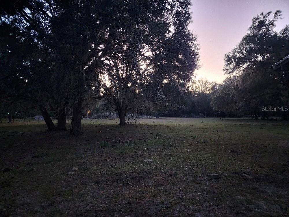 14.6 ACRES MOL IN S1/2 OF SE1/4 OF SW1/4 LYING W O - Residential