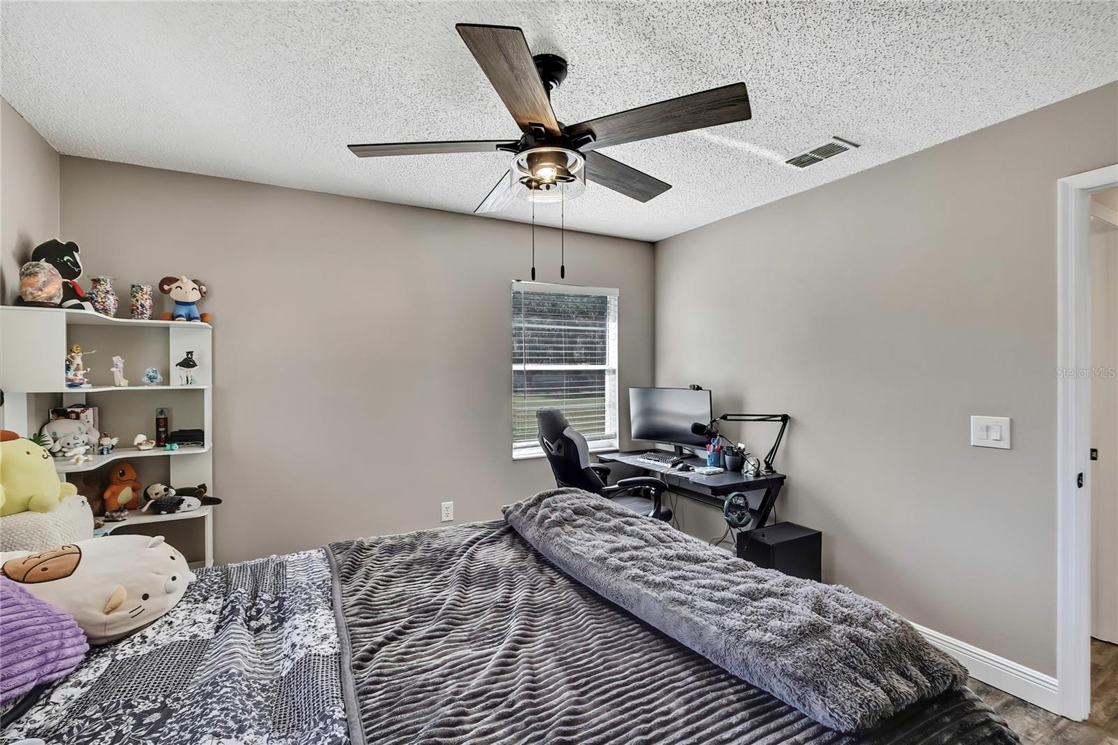 14.6 ACRES MOL IN S1/2 OF SE1/4 OF SW1/4 LYING W O - Residential