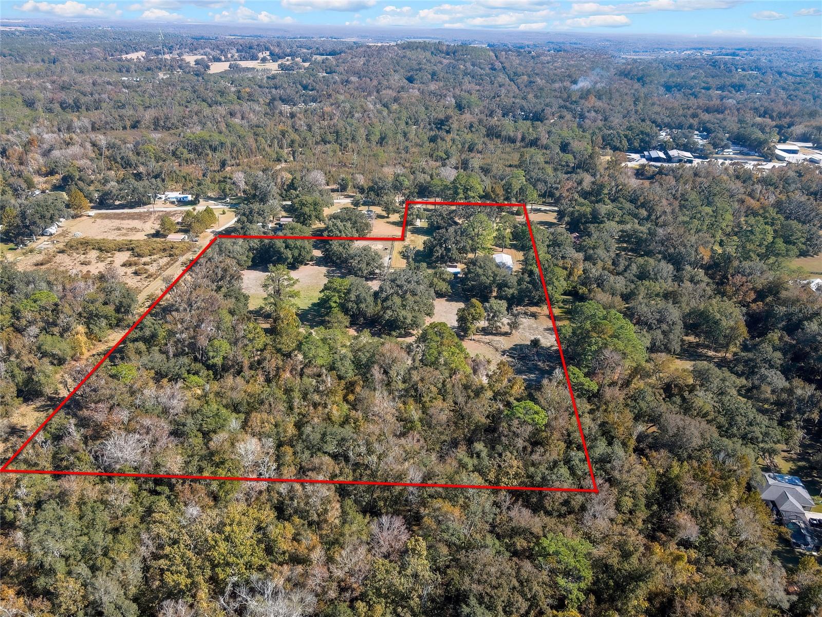 14.6 ACRES MOL IN S1/2 OF SE1/4 OF SW1/4 LYING W O - Residential