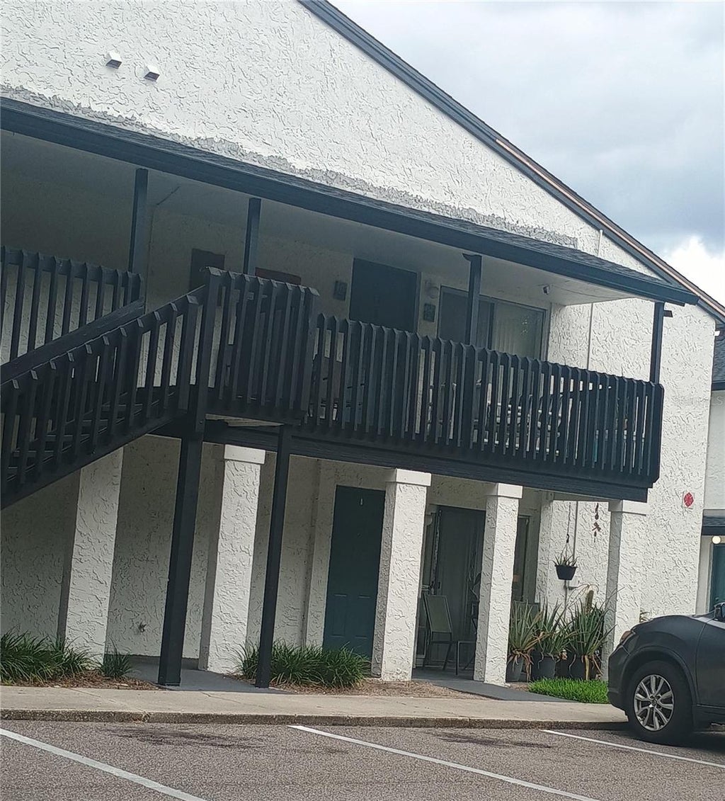Photo of 4111 S Semoran Boulevard #15, Orlando, FL 32822 (MLS # O6425818)