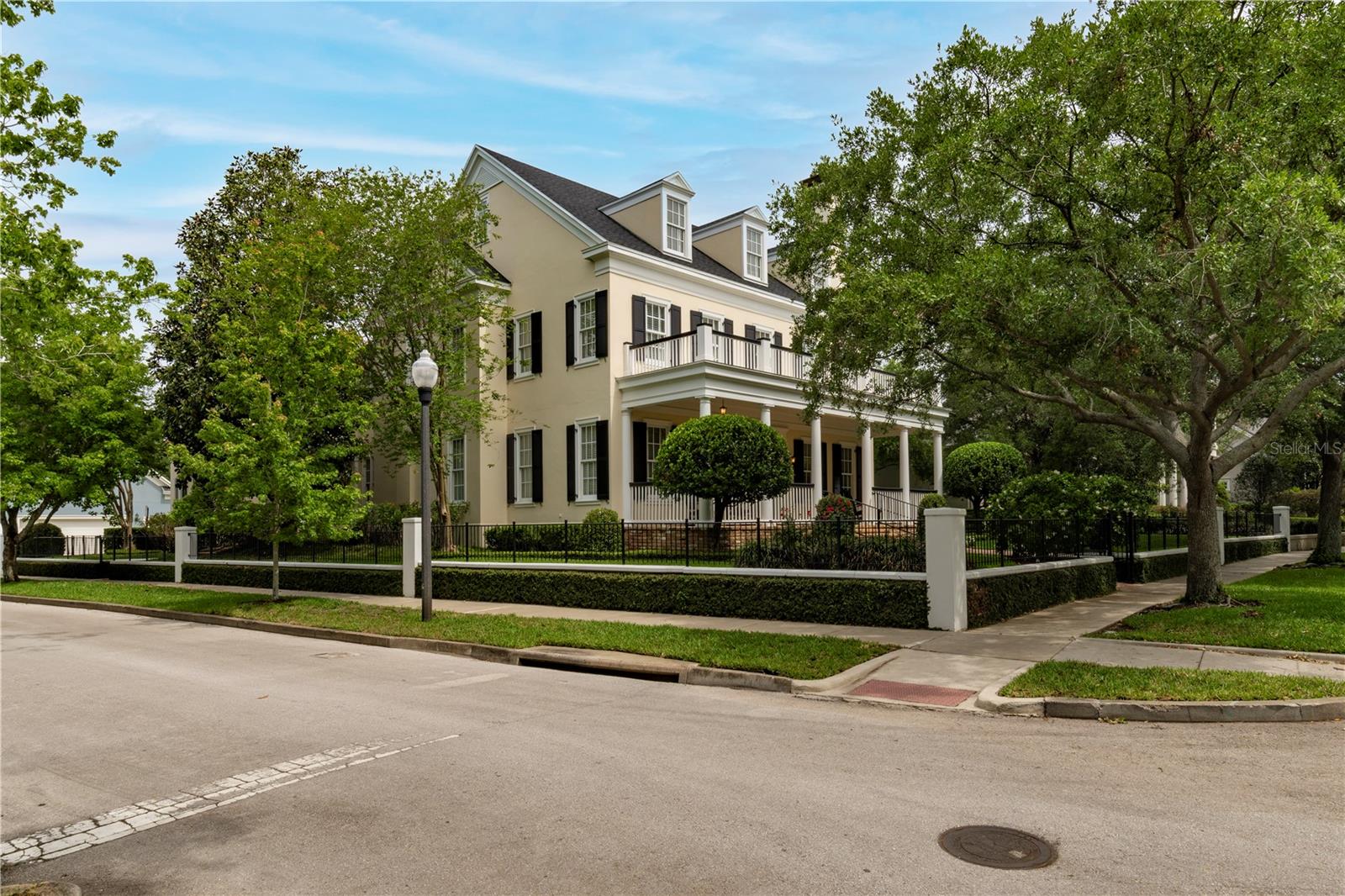 BALDWIN PARK - Residential